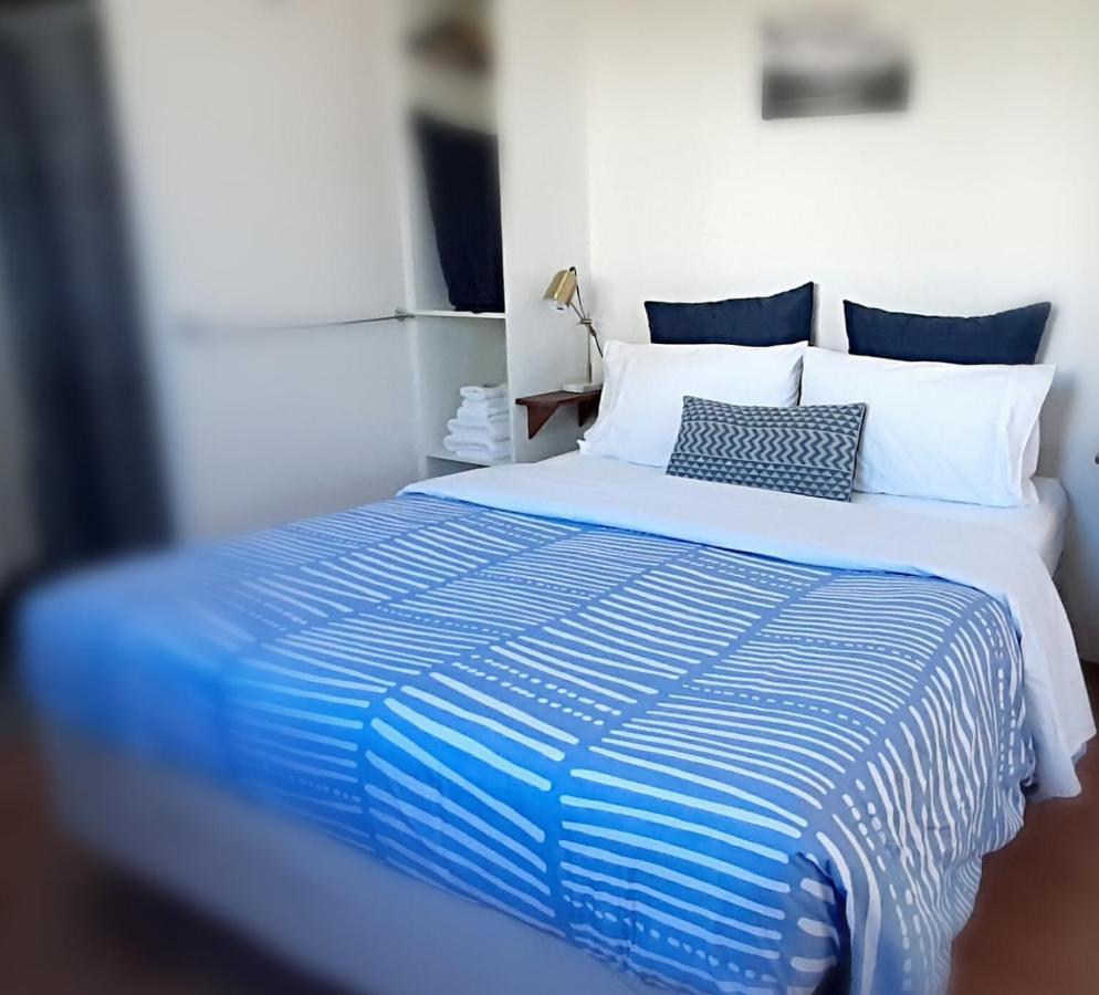Mt Larcom Tourist Park Hotel Mount Larcom Екстериор снимка